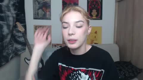 Cassie online show from March 6, 12:00 am