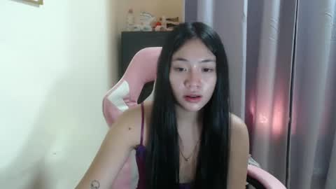 lovely_leah23 online show from October 11, 2:09 pm