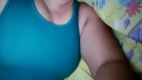 Snapshot of lovely_orchid chatting on January 12, 12:07 am lovely_orchid online show from January 12, 12:07 am