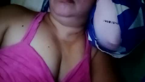 Snapshot of lovely_orchid chatting on December 29, 12:41 am lovely_orchid online show from December 29, 12:41 am