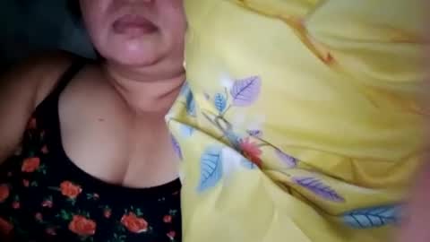 Snapshot of lovely_orchid chatting on January 12, 10:45 am lovely_orchid online show from January 12, 10:45 am