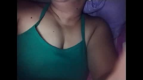 Snapshot of lovely_orchid chatting on October 26, 1:17 pm lovely_orchid online show from October 26, 1:17 pm