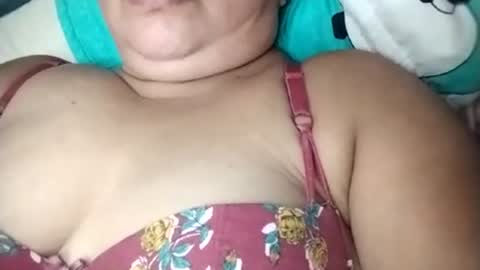 lovely_orchid online show from June 22, 7:49 am