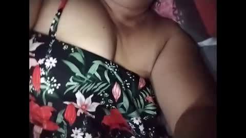 lovely_orchid online show from May 7, 9:57 am