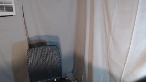 Carnilla online show from November 25, 12:40 pm