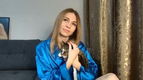 Kate only online show from February 18, 12:06 pm