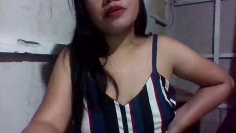 lovelymocha27s online show from September 22, 1:09 pm