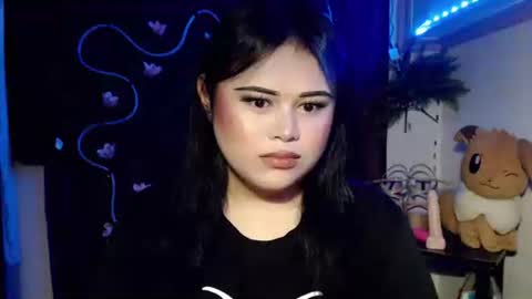 lovely online show from November 25, 1:02 pm