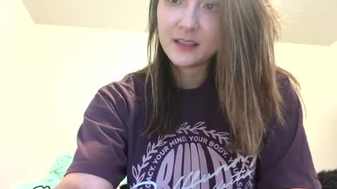 Queen Aria  online show from October 30, 7:59 pm