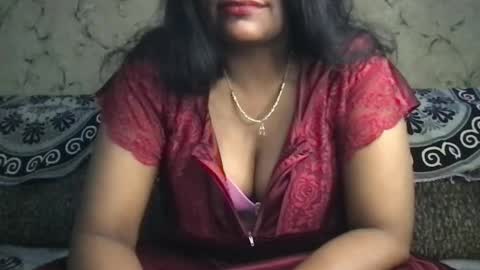 lovelyrose36 online show from May 15, 6:21 pm