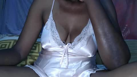 miss fancy louis online show from March 2, 5:41 am