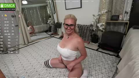 Scarlett online show from May 3, 6:11 pm