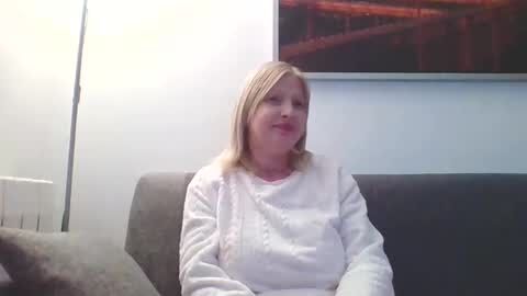 Snapshot of lovestar544963 chatting on December 30, 7:42 pm Marlyn online show from December 30, 7:42 pm