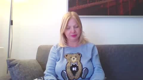 Snapshot of lovestar544963 chatting on December 9, 2:28 pm Marlyn online show from December 9, 2:28 pm