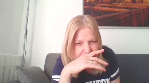 Snapshot of lovestar544963 chatting on February 4, 2:43 pm Marlyn online show from February 4, 2:43 pm