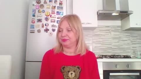 Snapshot of lovestar544963 chatting on December 6, 2:17 pm Marlyn online show from December 6, 2:17 pm