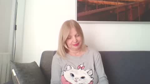 Snapshot of lovestar544963 chatting on February 20, 2:57 pm Marlyn online show from February 20, 2:57 pm