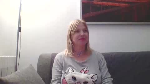 Snapshot of lovestar544963 chatting on January 23, 11:05 pm Marlyn online show from January 23, 11:05 pm