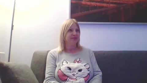 Snapshot of lovestar544963 chatting on January 13, 8:04 pm Marlyn online show from January 13, 8:04 pm