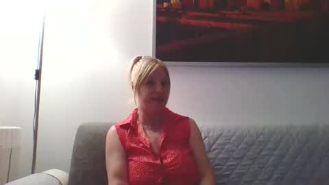 Snapshot of lovestar544963 chatting on October 10, 9:31 pm Marlyn online show from October 10, 9:31 pm