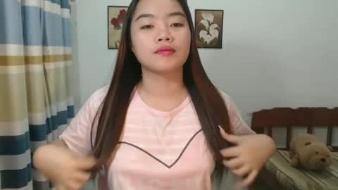 lovvvable_yoj online show from December 24, 1:59 am