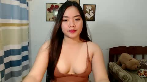lovvvable_yoj online show from December 7, 7:05 am