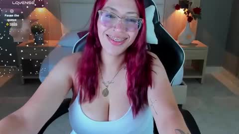 luana_adans online show from February 10, 1:11 pm