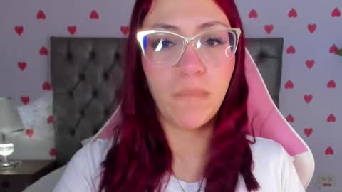 luana_adans online show from December 19, 12:23 pm