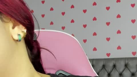 luana_adans online show from December 18, 12:29 pm