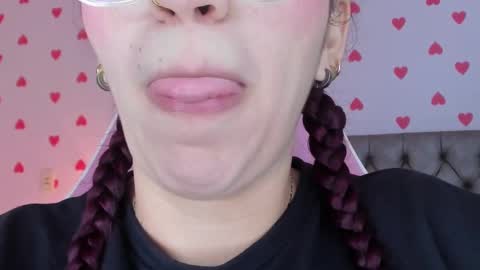 luana_adans online show from December 7, 12:02 pm