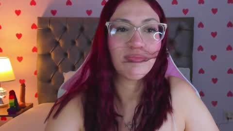 luana_adans online show from December 20, 1:33 pm