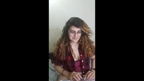 luana_winner online show from April 18, 4:37 am