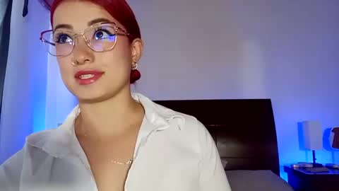 Luccy online show from January 8, 3:27 pm