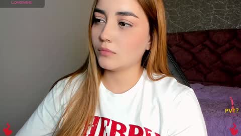 Snapshot of lucia_star_ chatting on January 25, 7:16 pm lucia star  online show from January 25, 7:16 pm
