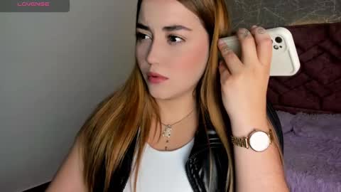Snapshot of lucia_star_ chatting on December 28, 5:03 pm lucia star  online show from December 28, 5:03 pm