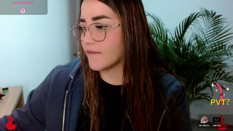 lucia star  online show from April 15, 9:48 pm