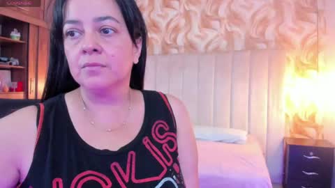Lucia Vonne online show from May 18, 10:16 pm