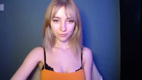 Lucy online show from February 8, 7:50 pm