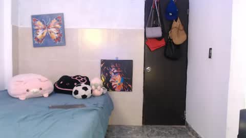 luciana online show from April 17, 4:25 am