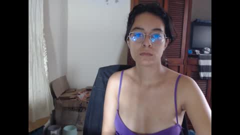 Madelyne online show from December 24, 7:11 pm