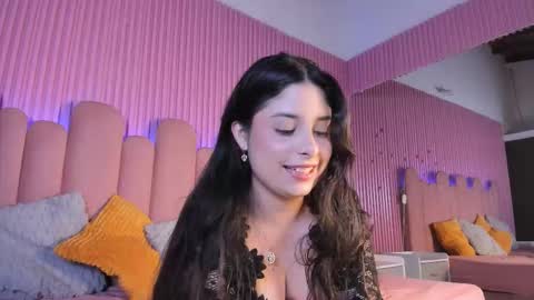 lucianablake online show from March 2, 5:08 am