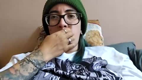 Snapshot of lucianacapisce chatting on January 20, 2:25 pm Dani 3 online show from January 20, 2:25 pm