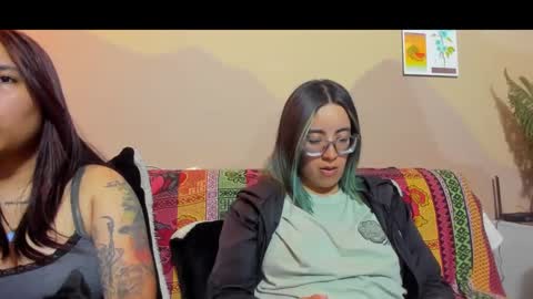 Snapshot of lucianacapisce chatting on September 24, 12:20 am Dani 3 online show from September 24, 12:20 am