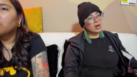 Snapshot of lucianacapisce chatting on October 17, 1:09 am Dani 3 online show from October 17, 1:09 am