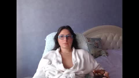 luckylinda23 online show from September 11, 8:14 am
