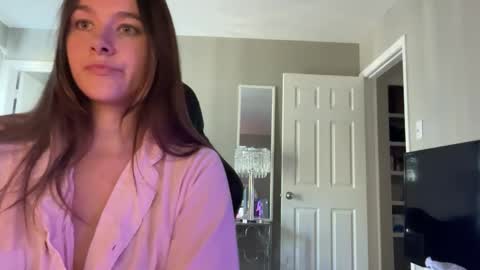 Lucy online show from October 22, 6:57 pm