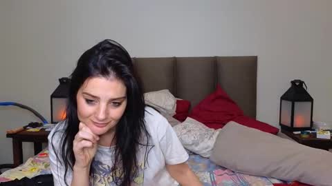 Lucy online show from October 1, 12:04 am