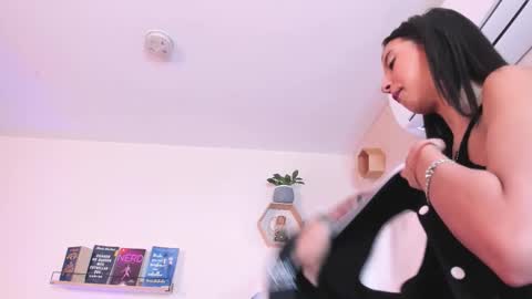 Your Lucy online show from February 20, 6:26 am