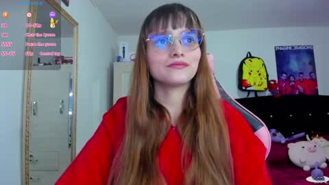 Lucy online show from December 30, 10:45 pm