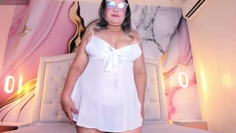 Lucy online show from March 10, 12:09 pm